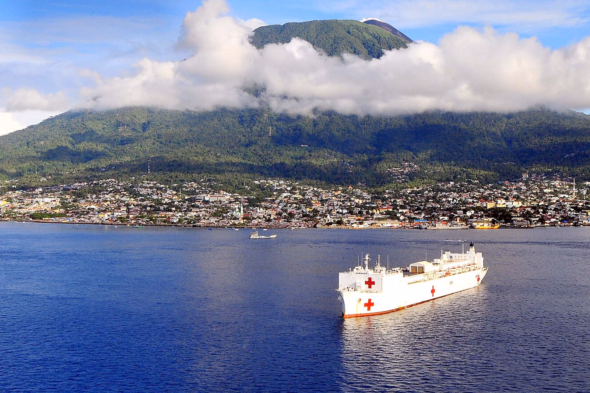 Ambon skyline