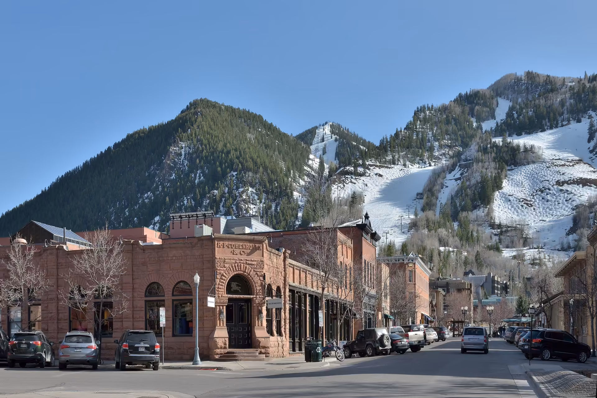 Aspen skyline
