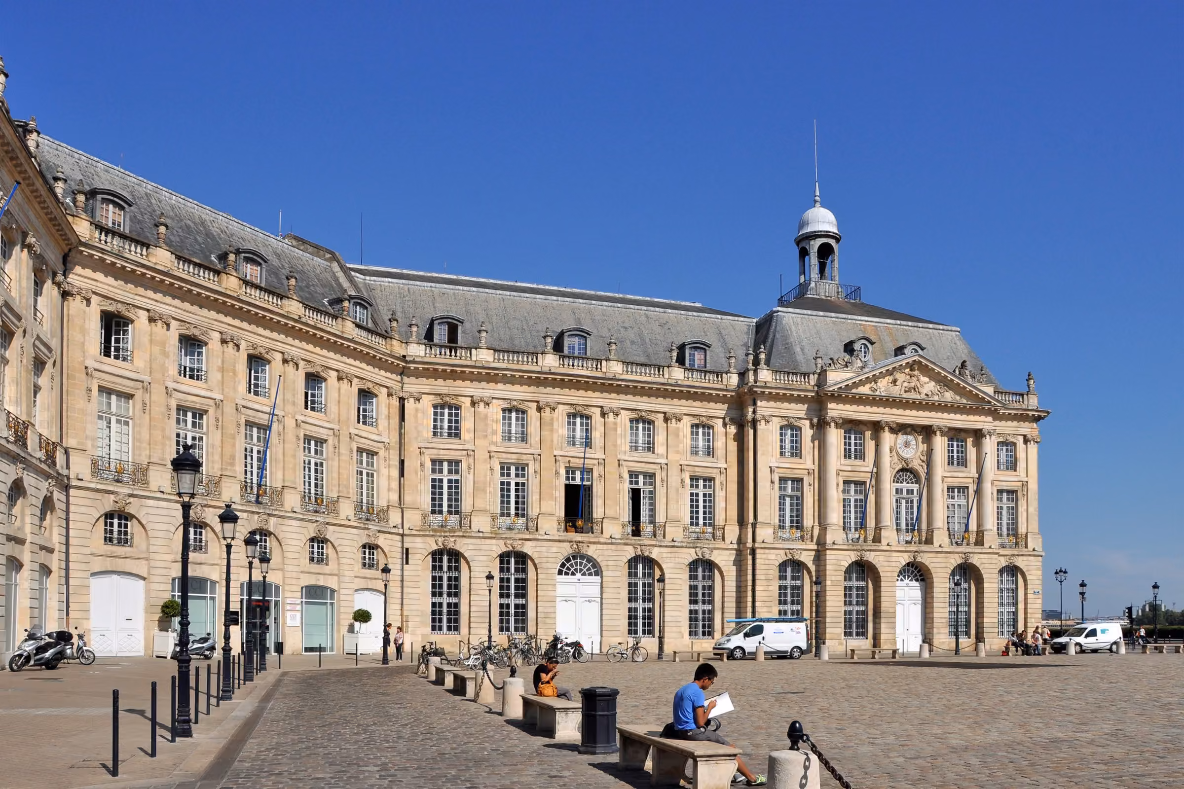Bordeaux skyline