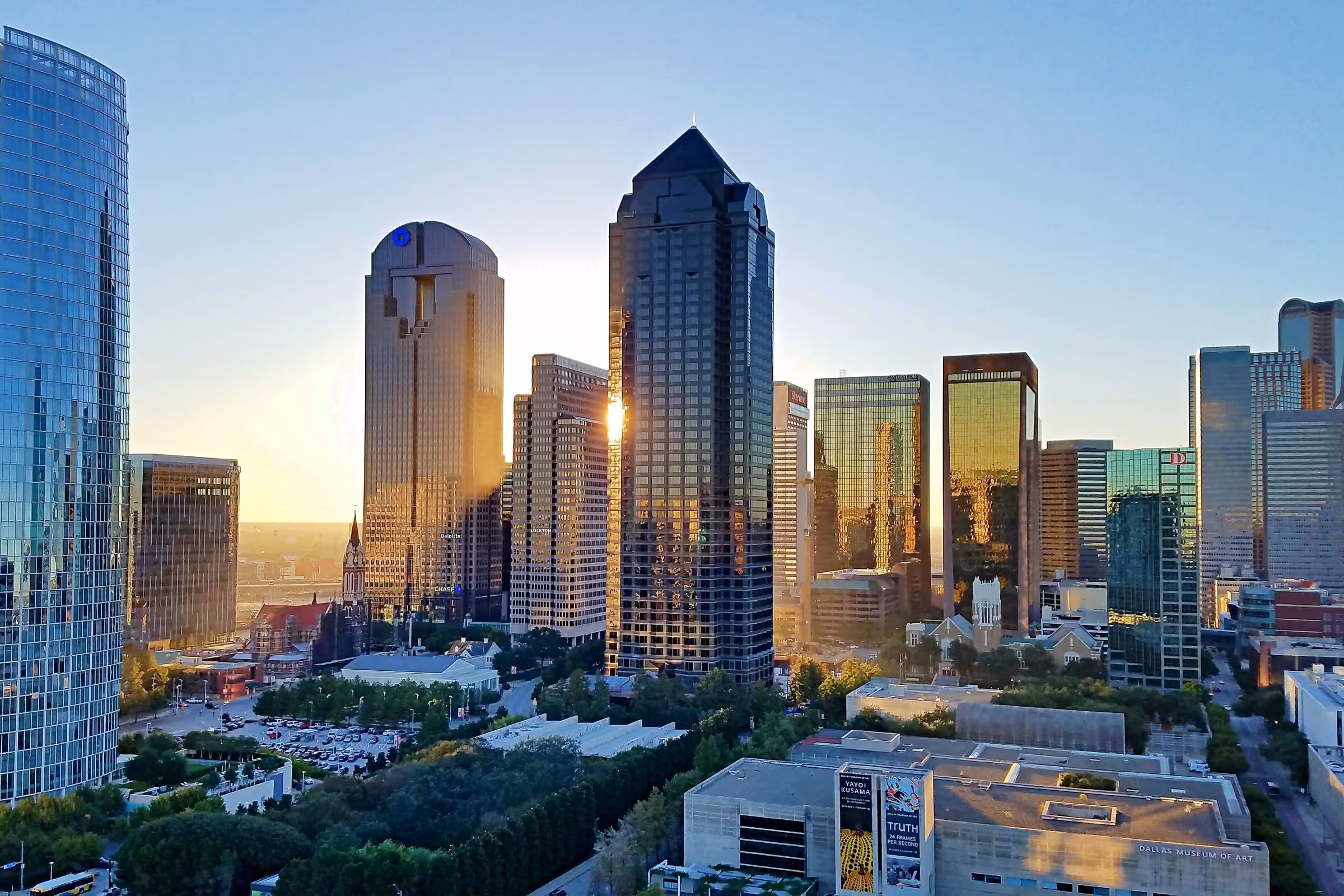 Dallas skyline