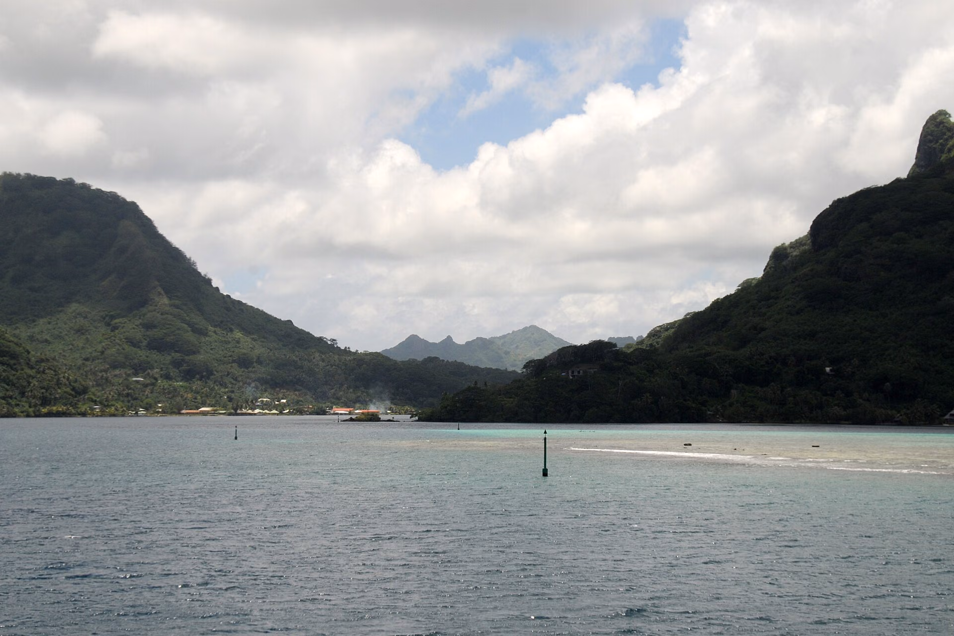 Huahine skyline