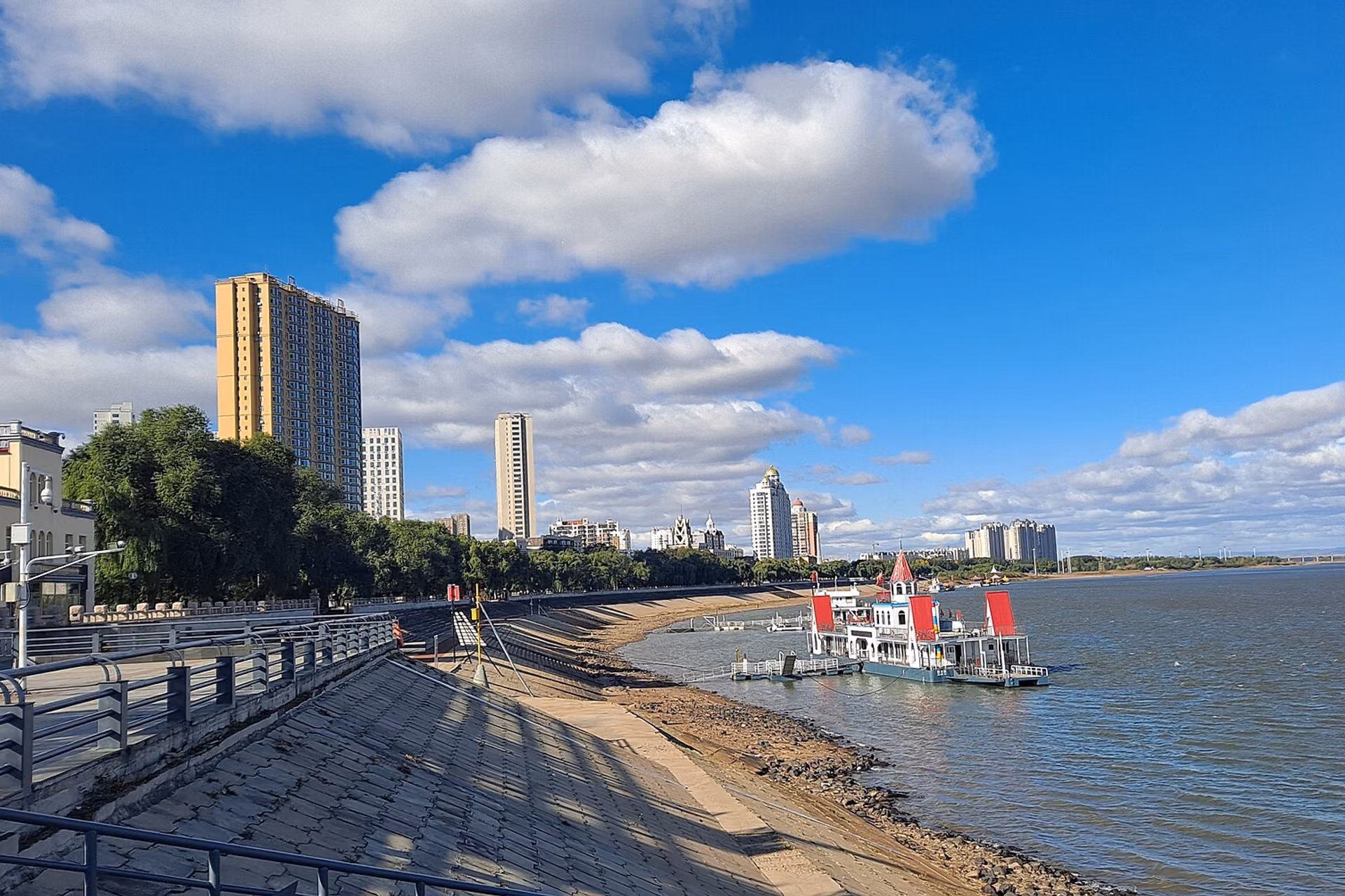 Jiamusi skyline