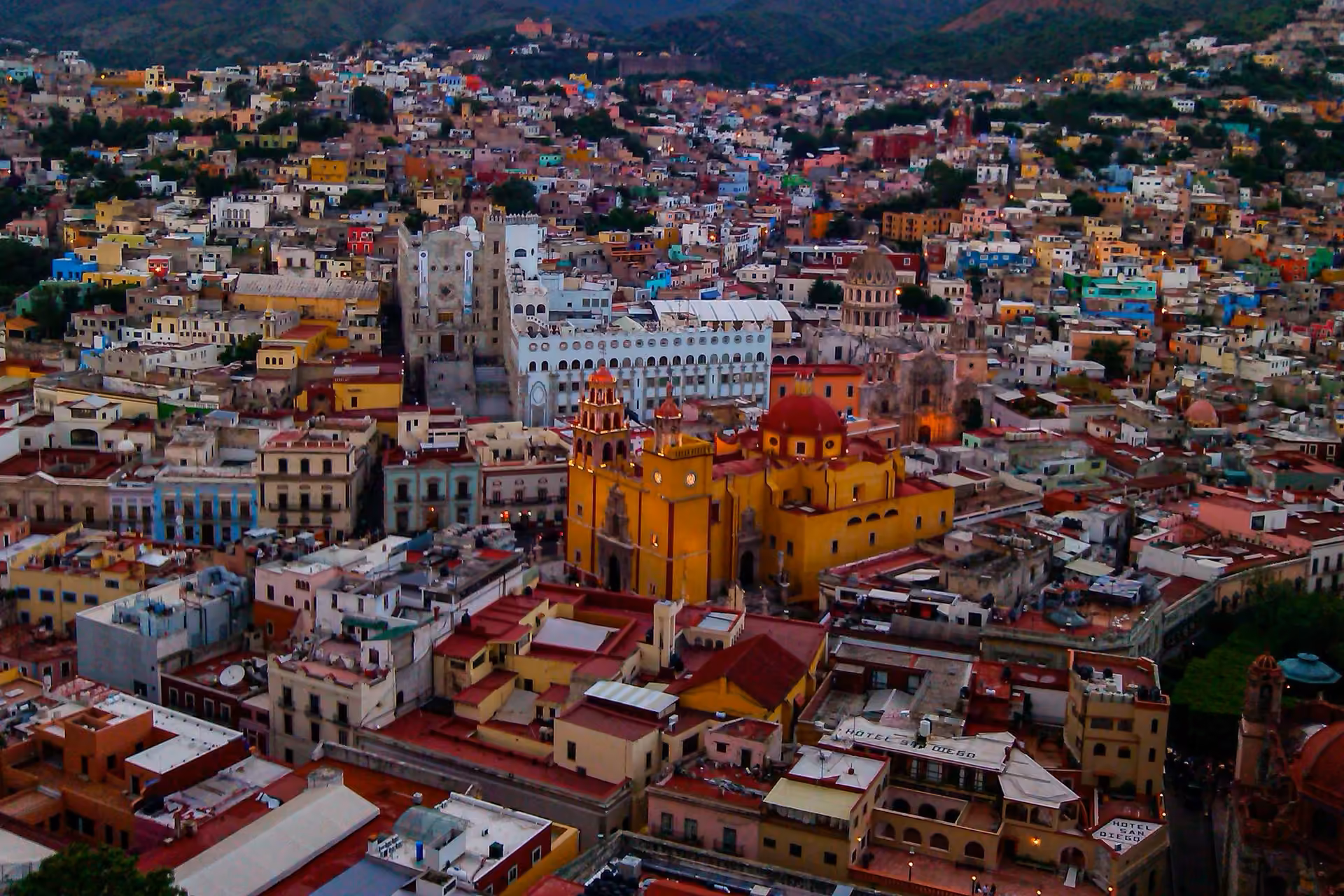 Leon Guanajuato skyline