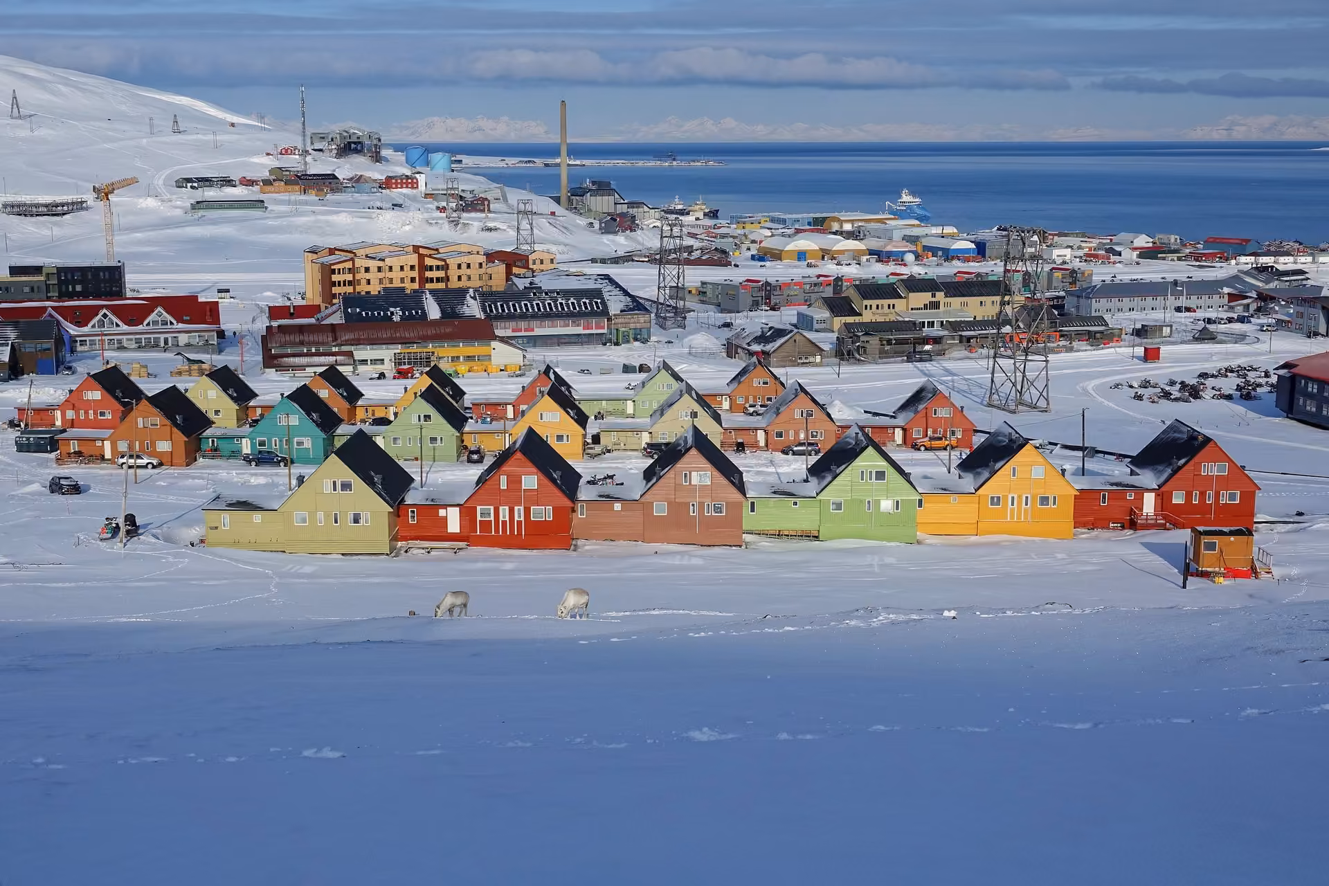 Longyearbyen skyline