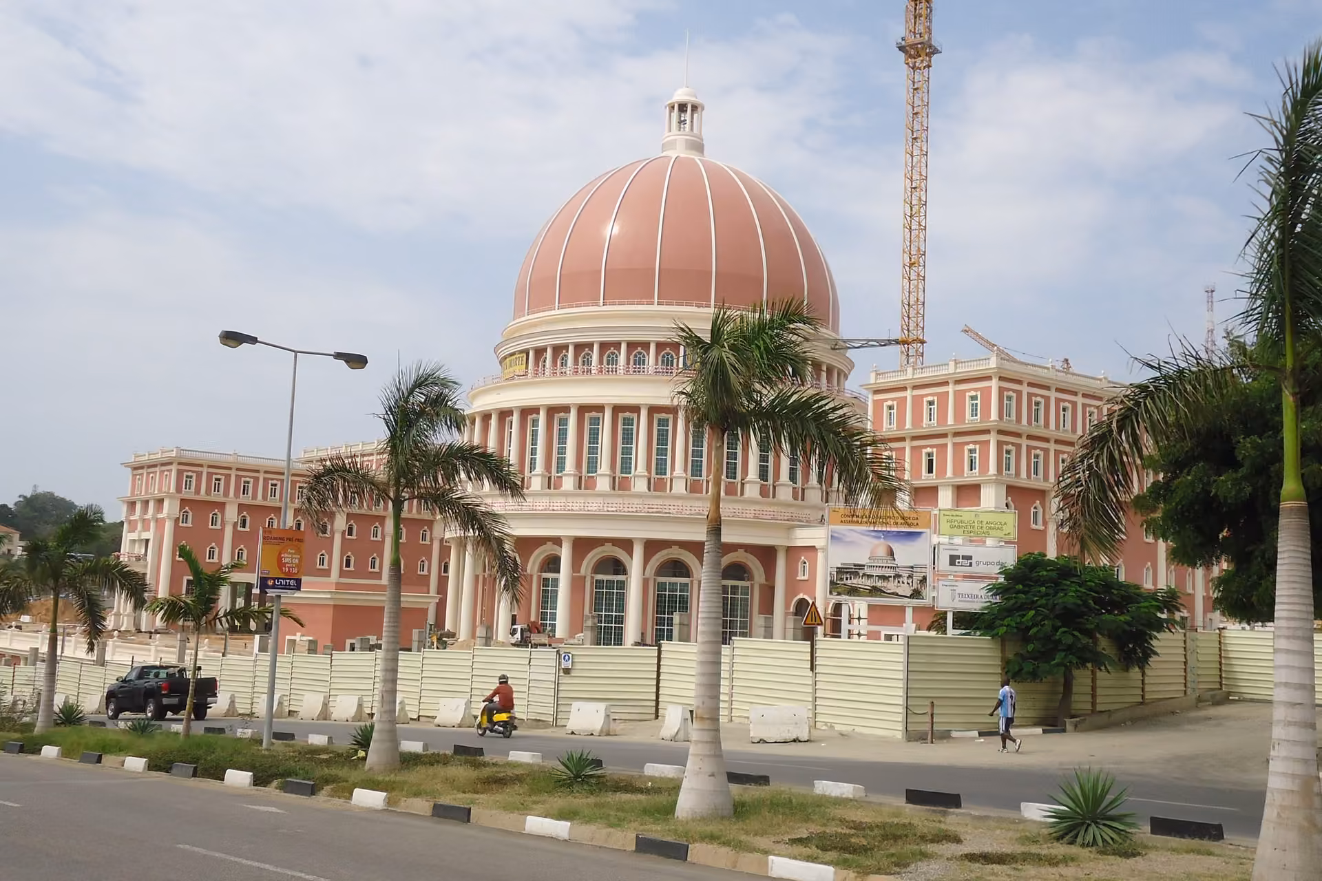 Luanda skyline