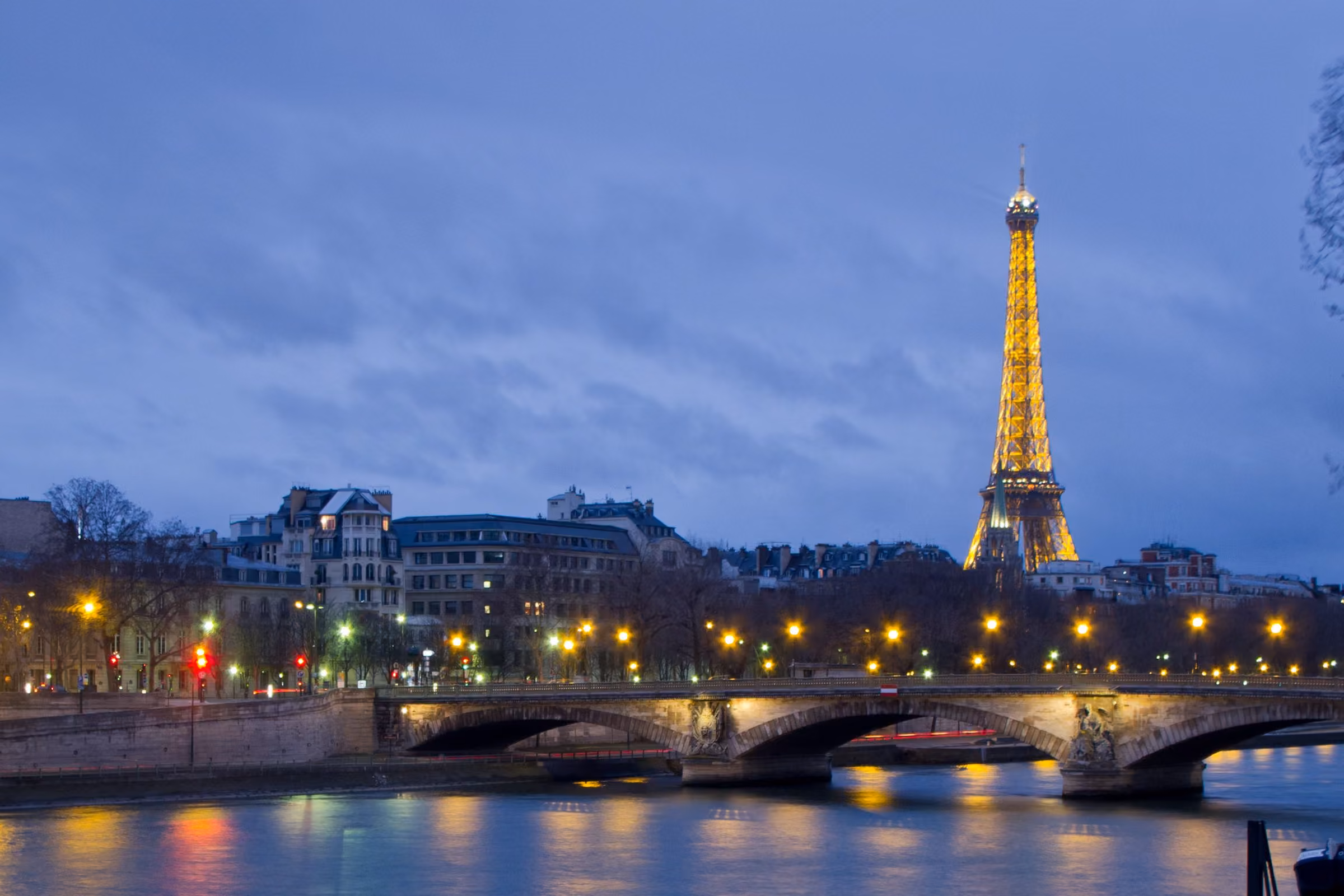 Paris skyline
