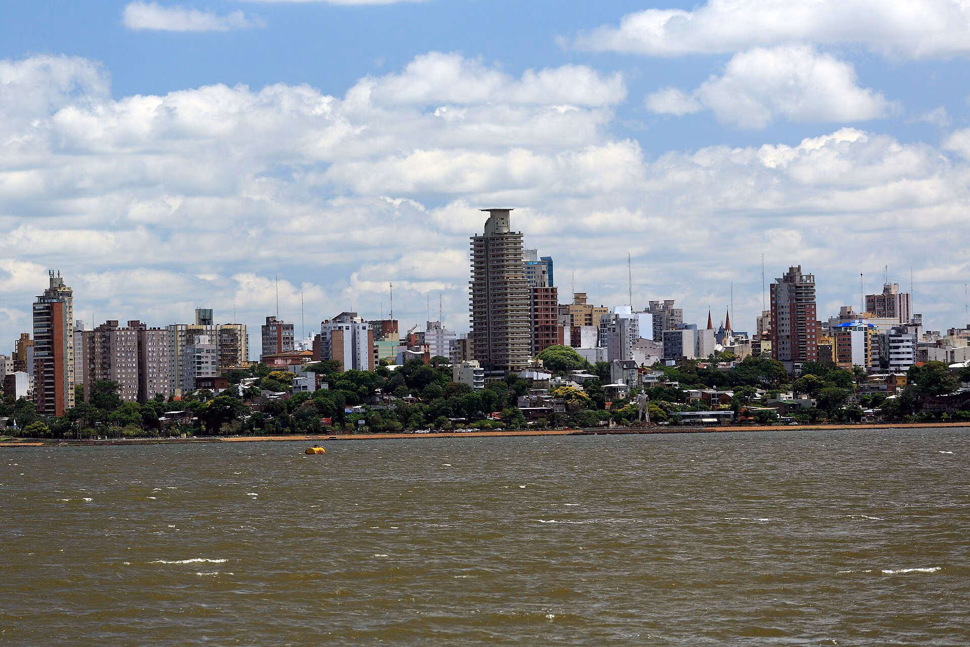 Posadas skyline