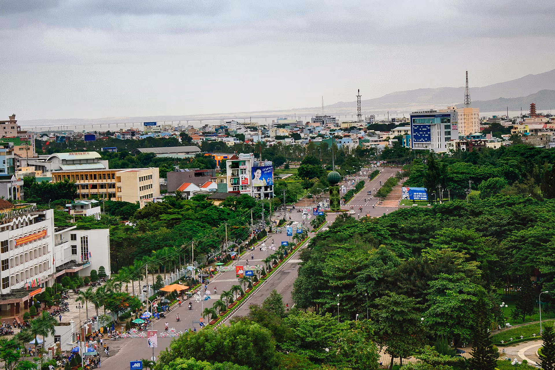 Qui Nhon skyline