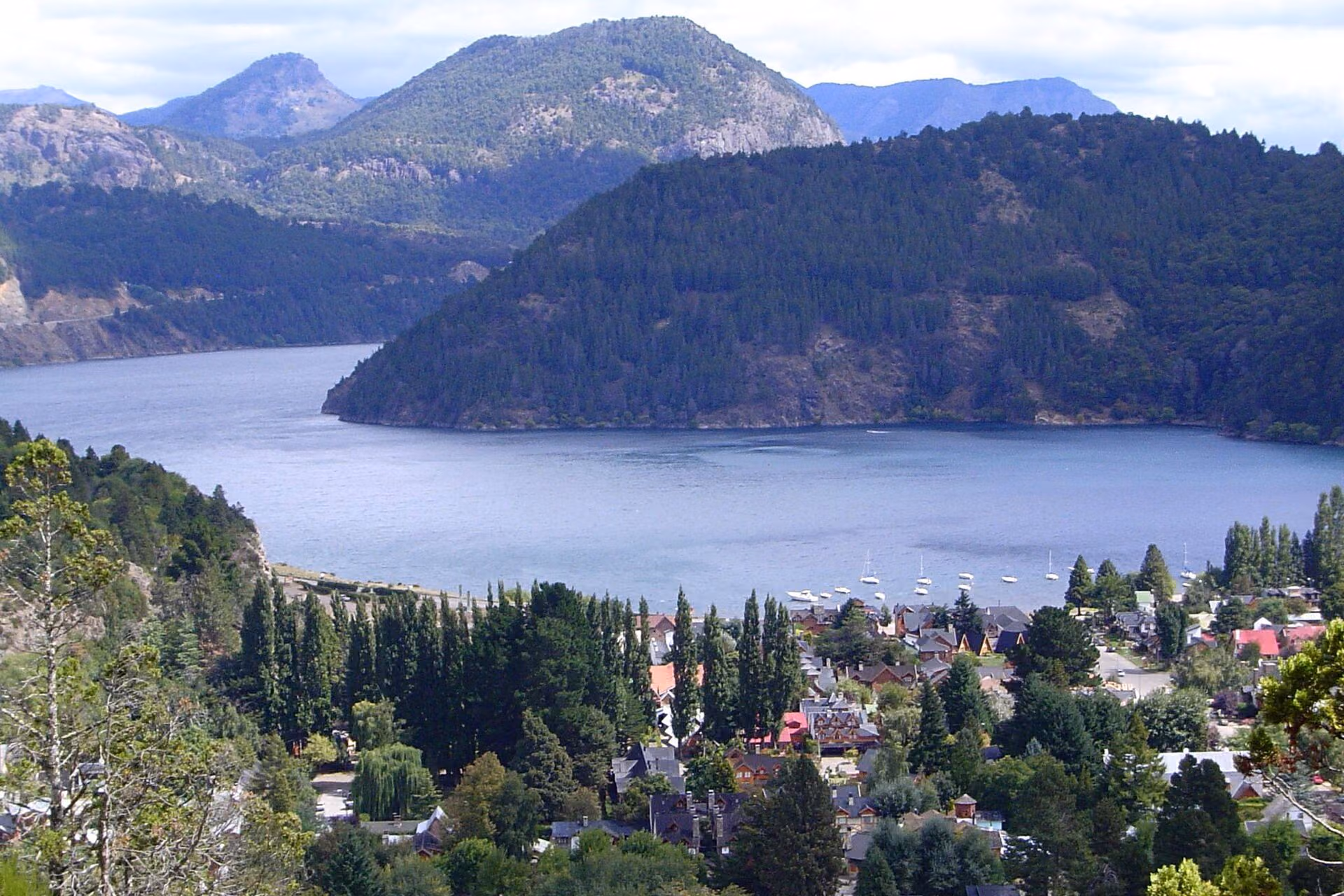 San Martin Los Andes skyline