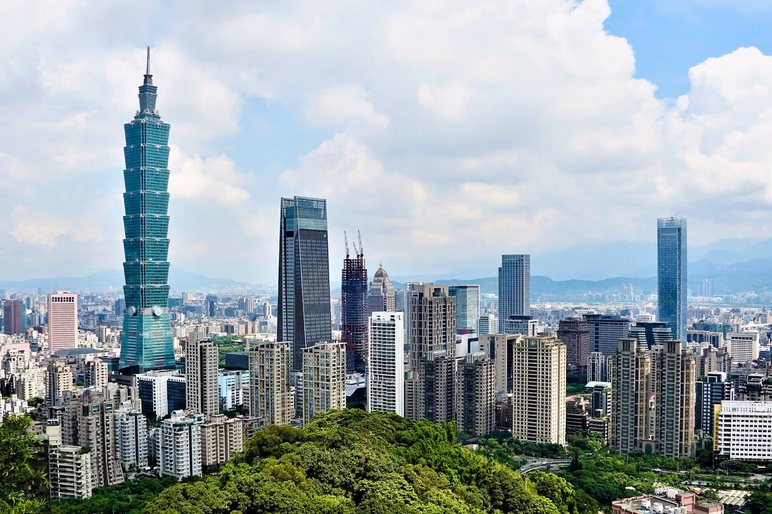 Taipei skyline