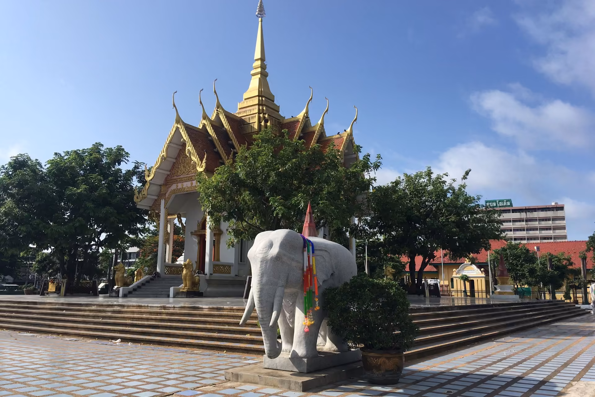 Ubon Ratchathani skyline