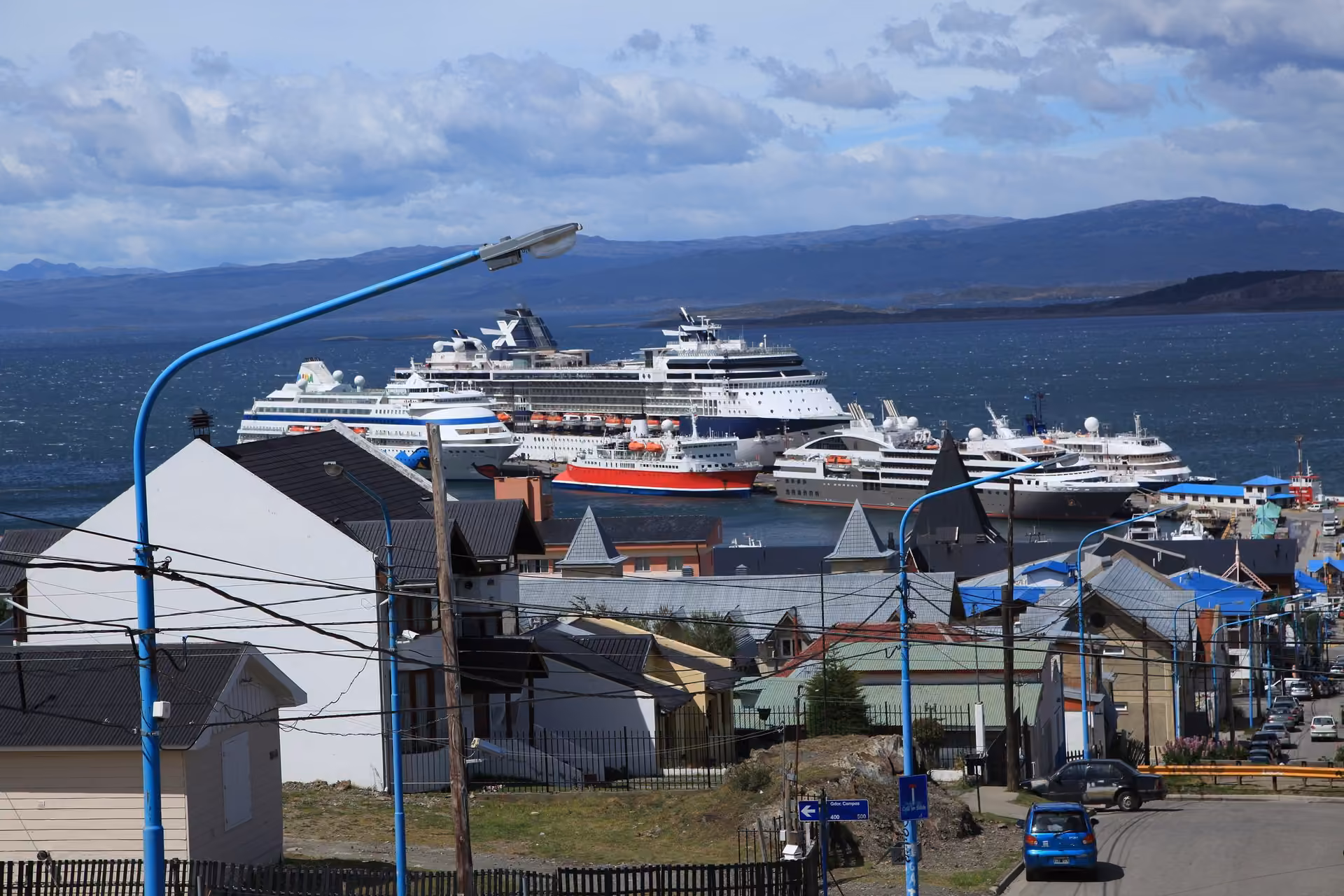 Ushuaia skyline