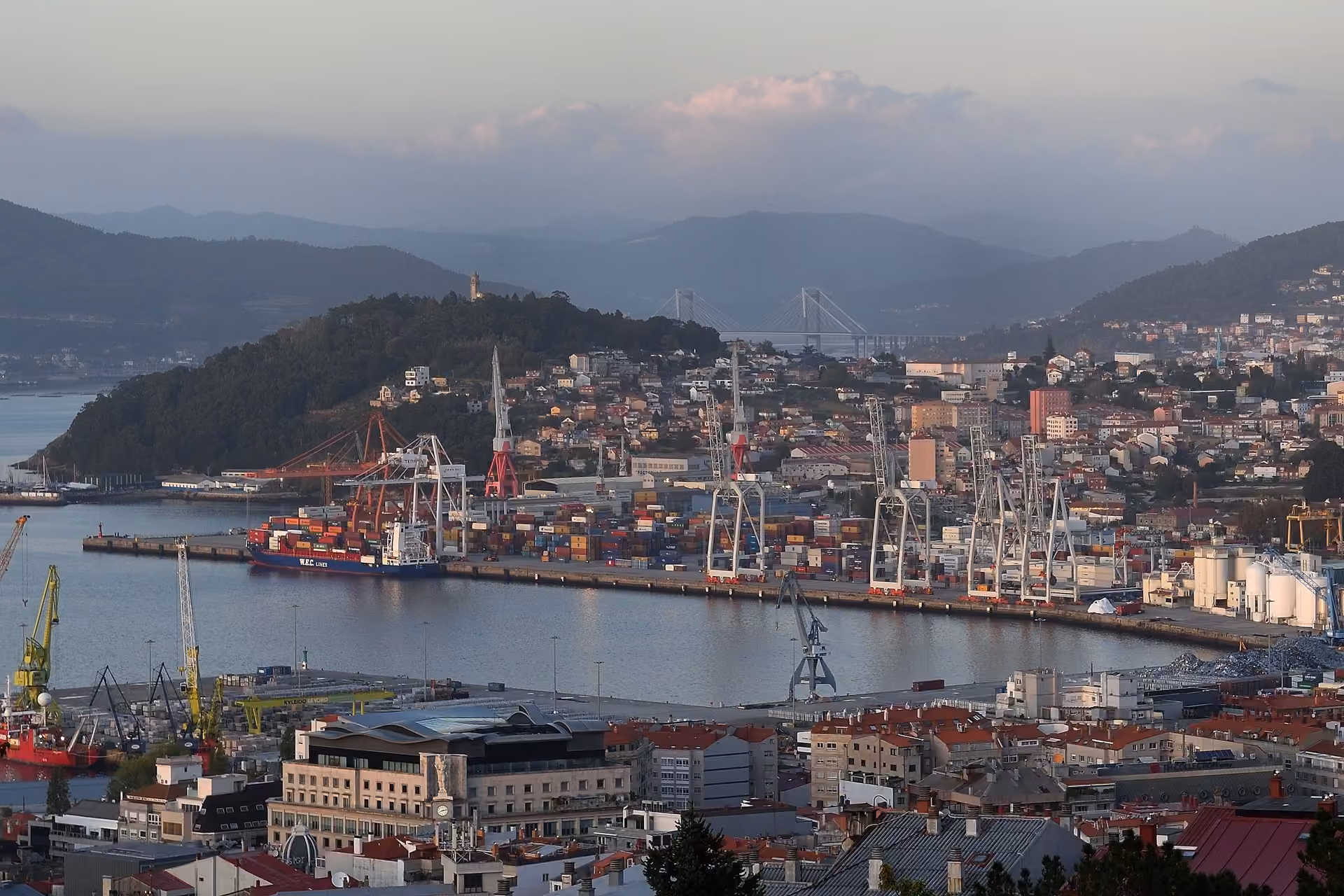 Vigo skyline